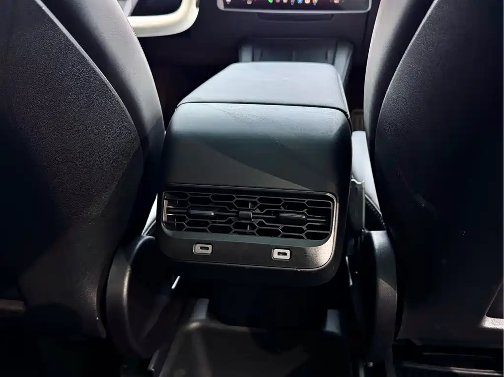 Tesla Model Y 2022 Rear-Wheel Drive 2023 - thumbnail 19