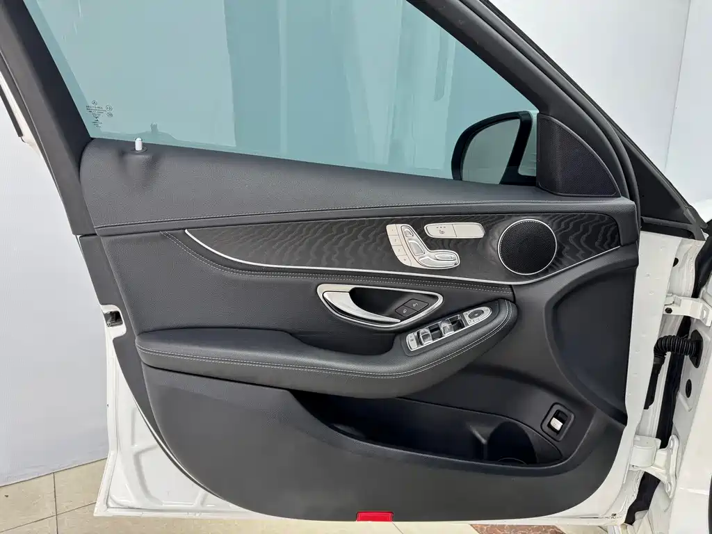 Mercedes-Benz Mercedes-Benz C-Class 2020 C 260 L Sport Edition 2019 - thumbnail 8