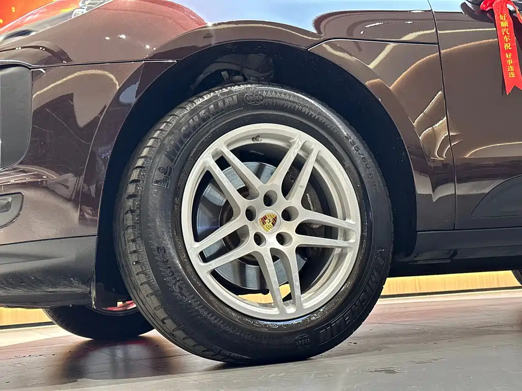 Porsche Porsche Macan 2018 Macan 2.0T 2019 - thumbnail 3