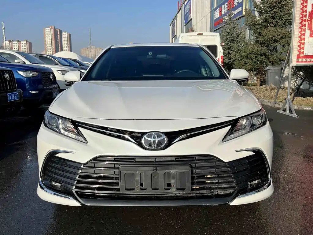 Toyota Toyota Camry 2023 2.0GVP Leading Edition 2023 - thumbnail 2