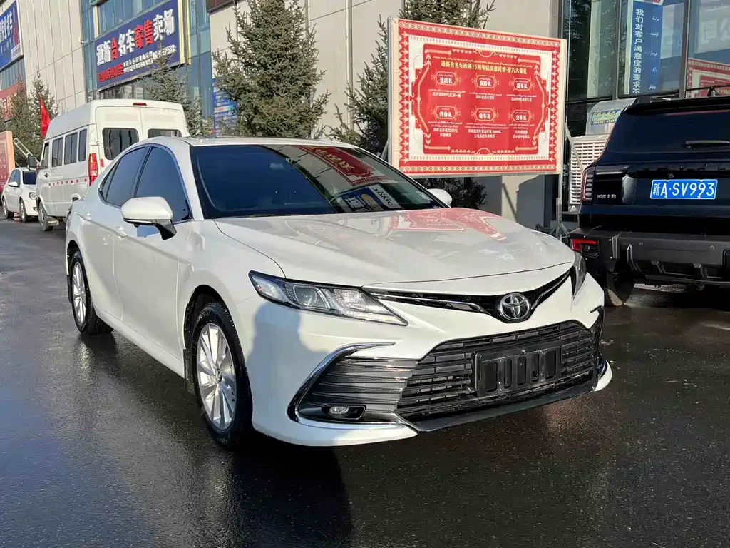 Toyota Toyota Camry 2023 2.0GVP Leading Edition 2023 - thumbnail 3