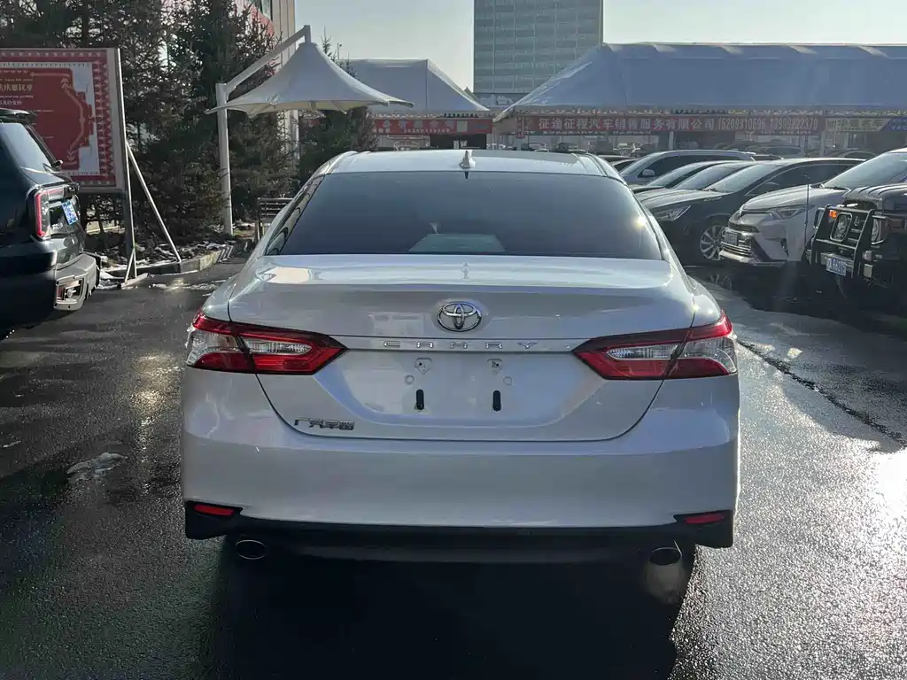 Toyota Toyota Camry 2023 2.0GVP Leading Edition 2023 - thumbnail 8