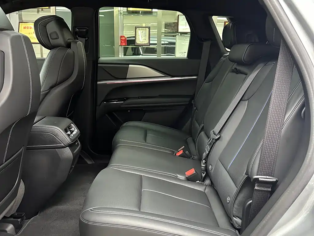 Cadillac Cadillac XT5 2025 2.0T Luxury 2025 - thumbnail 5