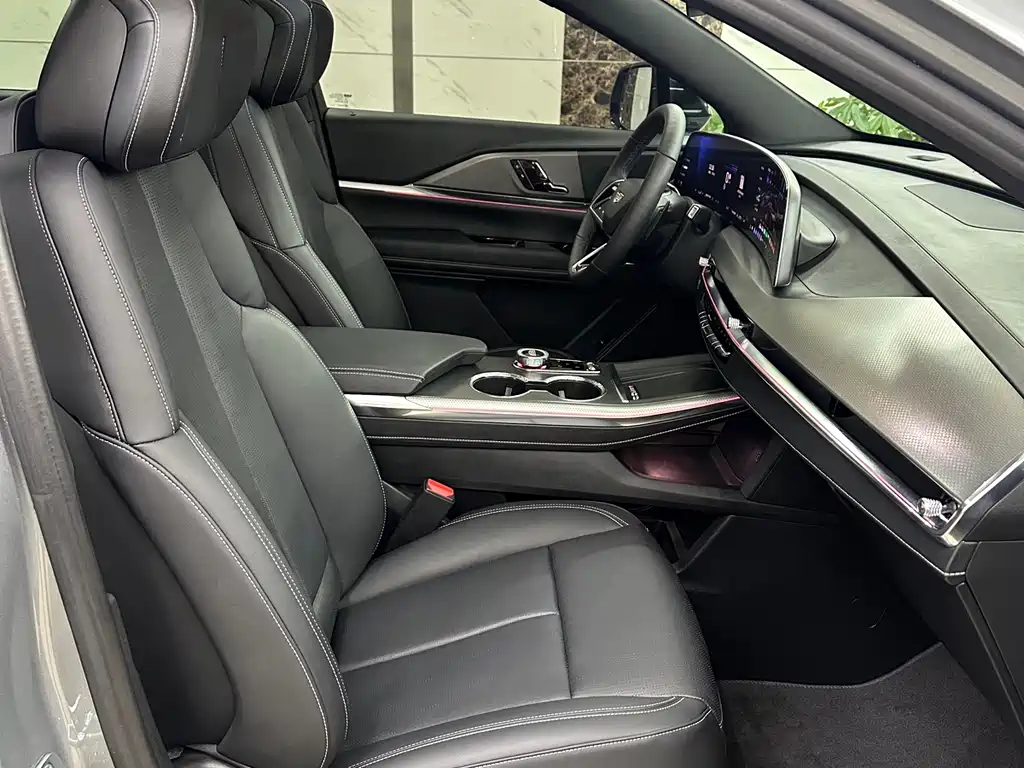 Cadillac Cadillac XT5 2025 2.0T Luxury 2025 - thumbnail 7