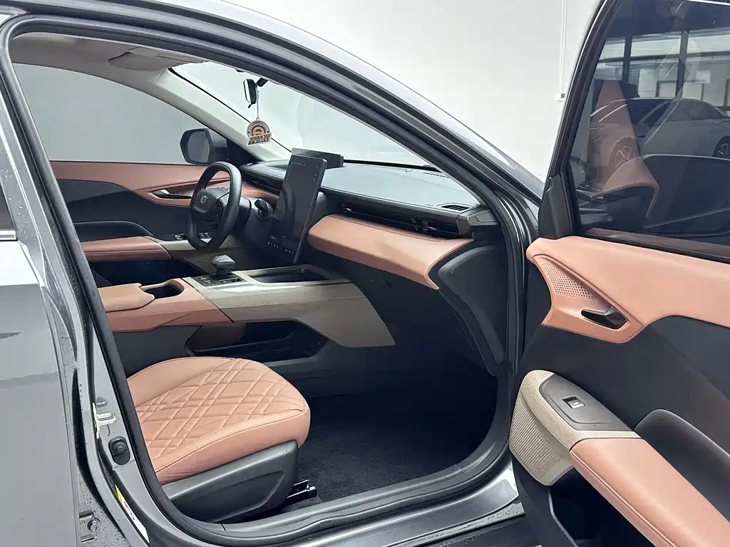 Changan Qiyuan Changan Qiyuan A05 2024 145 Max 2024 - thumbnail 13