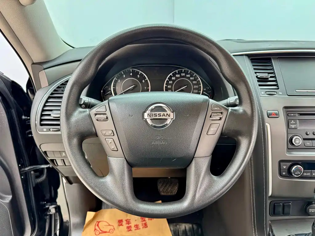Nissan Nissan Patrol 2018 4.0L Premium 2018 - thumbnail 14