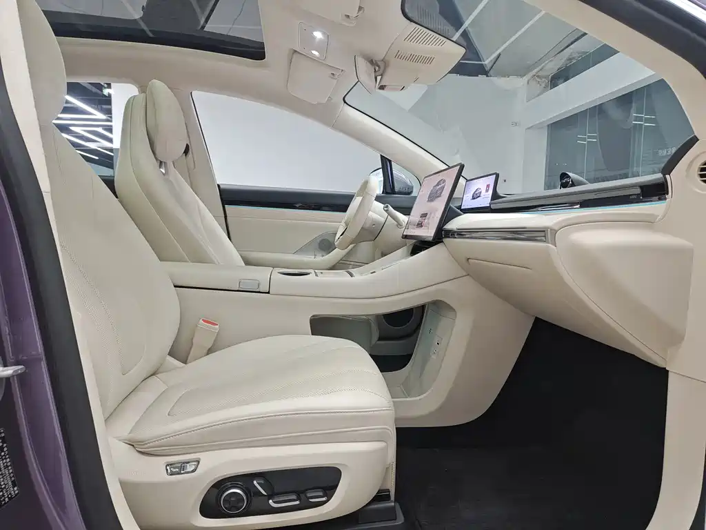 Zhijie Aito R7 2025 Extended Range 251km Max 2025 - thumbnail 9