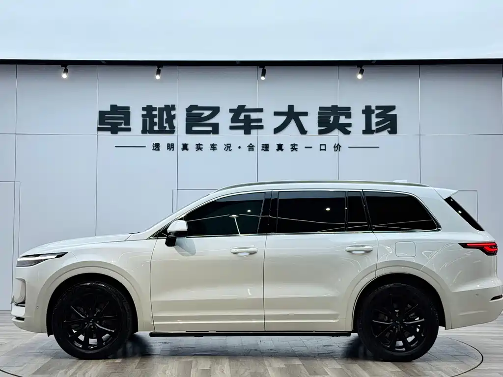 Li Auto Li ONE 2021 Extended Range 6-Seat Version 2022 - thumbnail 4