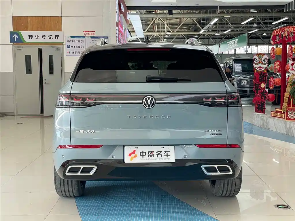 Volkswagen Lantu 2023 380TSI 4MOTION R-Line First Edition 2023 - thumbnail 6