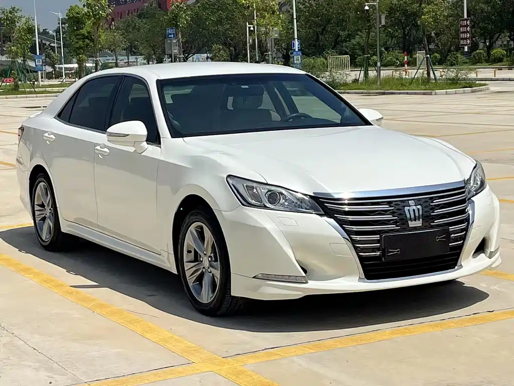 Toyota Crown 2015 2.5L Standard Edition 2015 - thumbnail 3