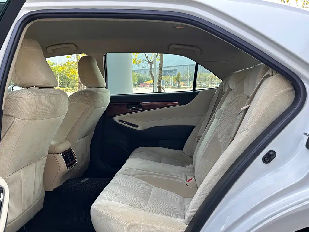 Toyota Crown 2015 2.5L Standard Edition 2015 - thumbnail 6