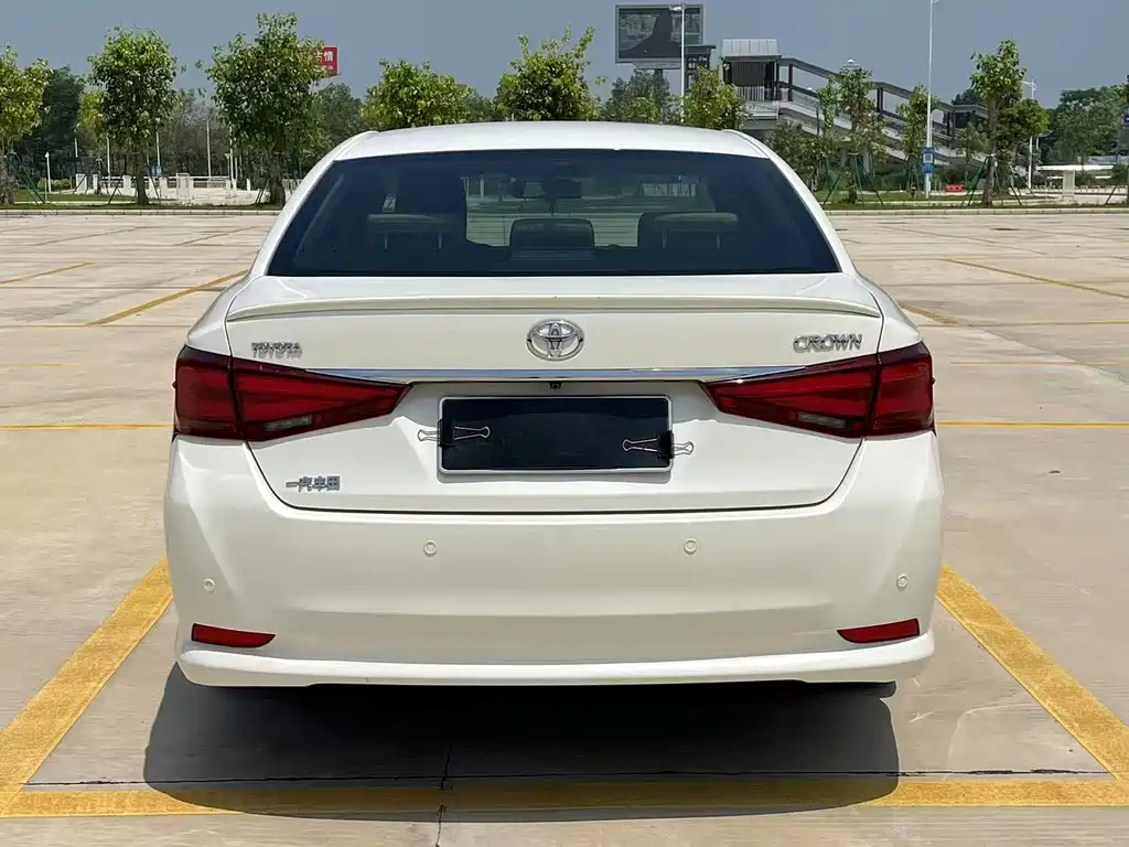 Toyota Crown 2015 2.5L Standard Edition 2015 - thumbnail 9