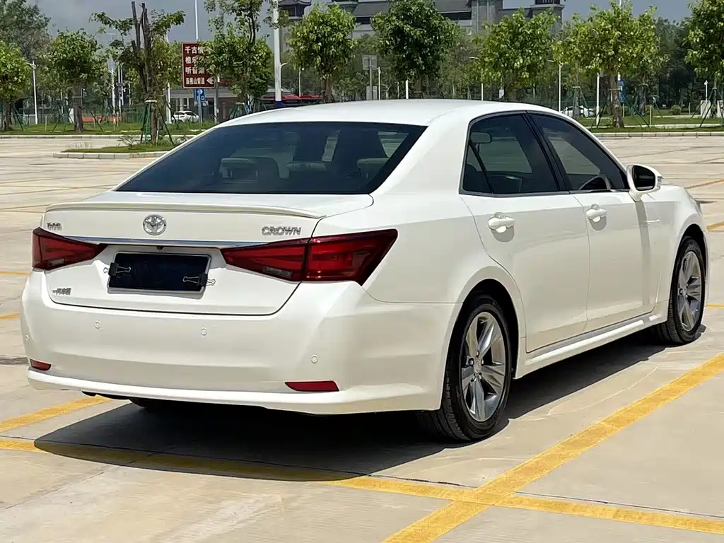 Toyota Crown 2015 2.5L Standard Edition 2015 - thumbnail 10