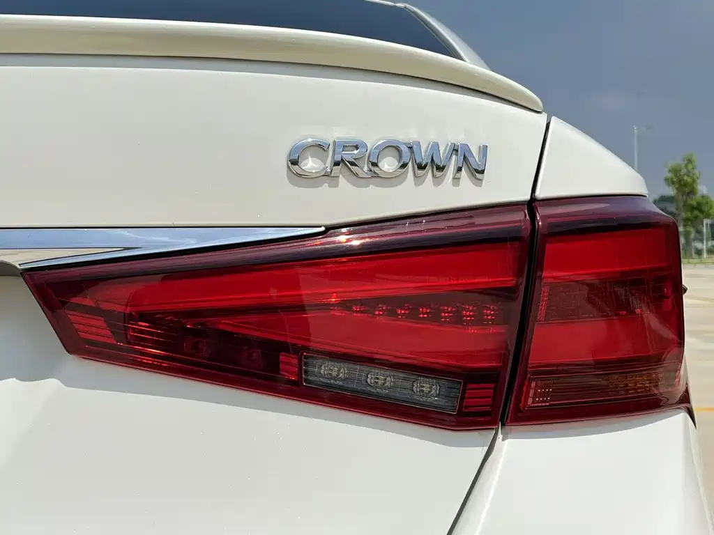 Toyota Crown 2015 2.5L Standard Edition 2015 - thumbnail 17