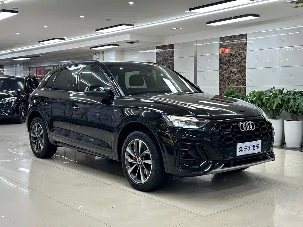 Audi Audi Q5L 2024 40 TFSI Luxury Dynamic Model 2024 - thumbnail 3
