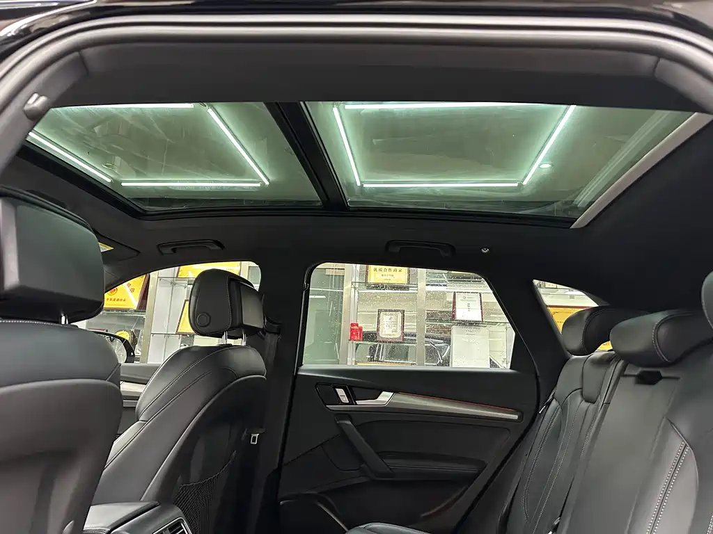 Audi Audi Q5L 2024 40 TFSI Luxury Dynamic Model 2024 - thumbnail 6