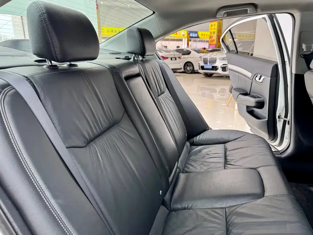 Honda Honda Civic 2014 1.8L Automatic Luxury Edition 2015 - thumbnail 11