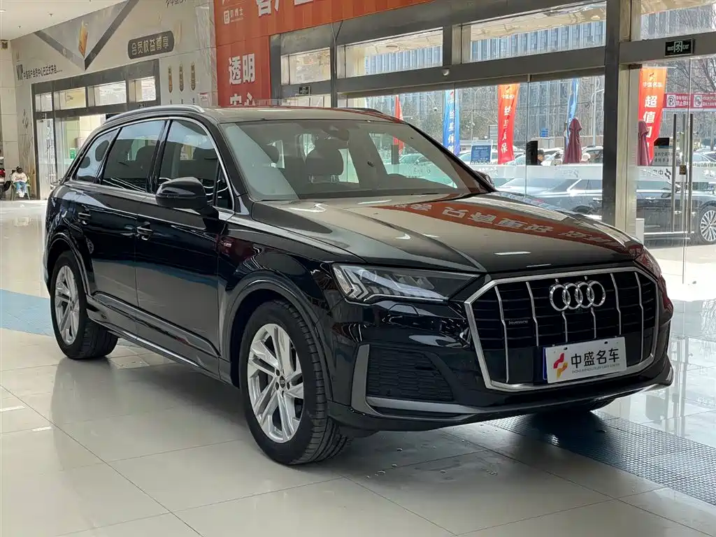 Audi Audi Q7 2023 45 TFSI quattro S line Sport 2024 - thumbnail 3