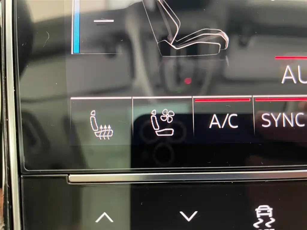 Audi Audi Q7 2023 45 TFSI quattro S line Sport 2024 - thumbnail 24
