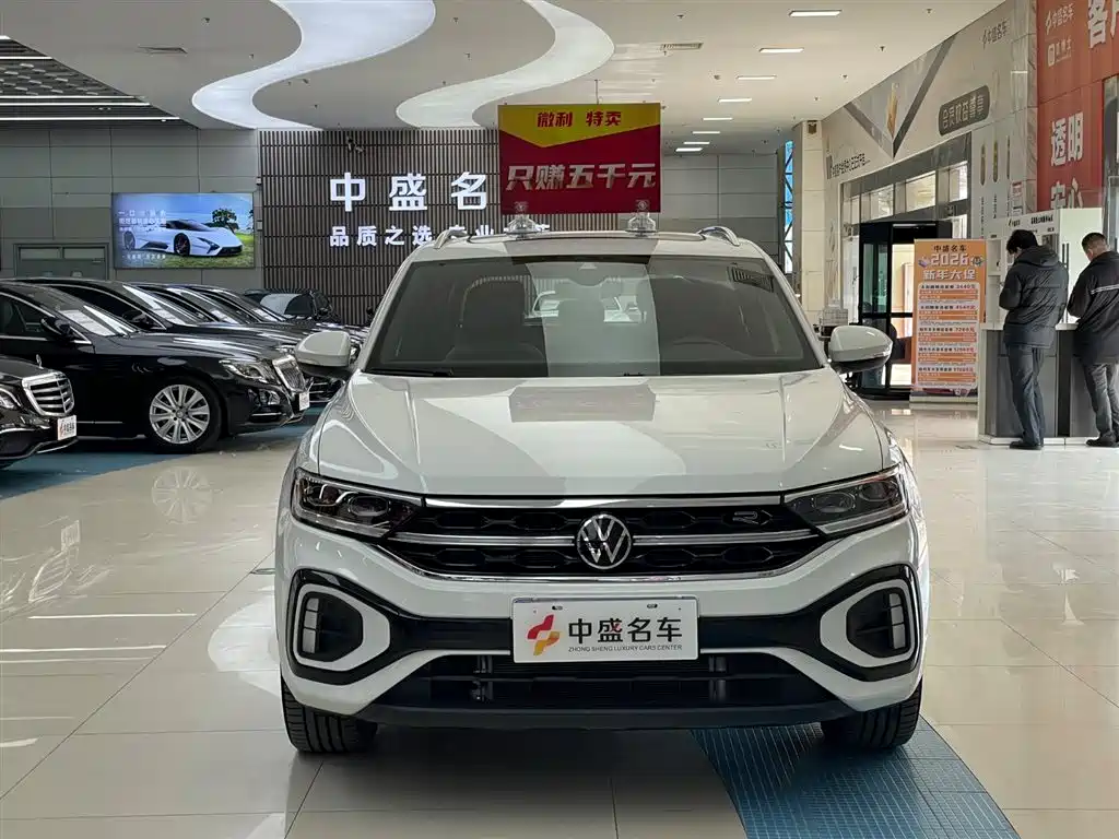 Volkswagen T-ROC 2024 300TSI DSG Front-Wheel Drive Dawn Edition 2024 - thumbnail 2
