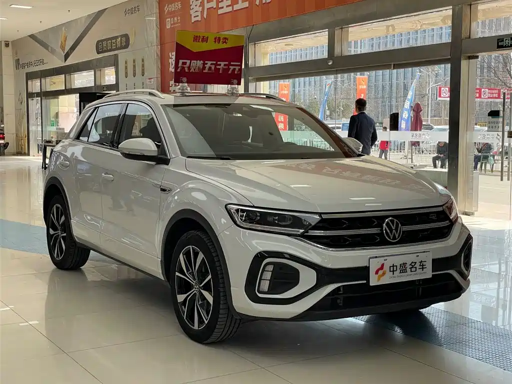 Volkswagen T-ROC 2024 300TSI DSG Front-Wheel Drive Dawn Edition 2024 - thumbnail 3