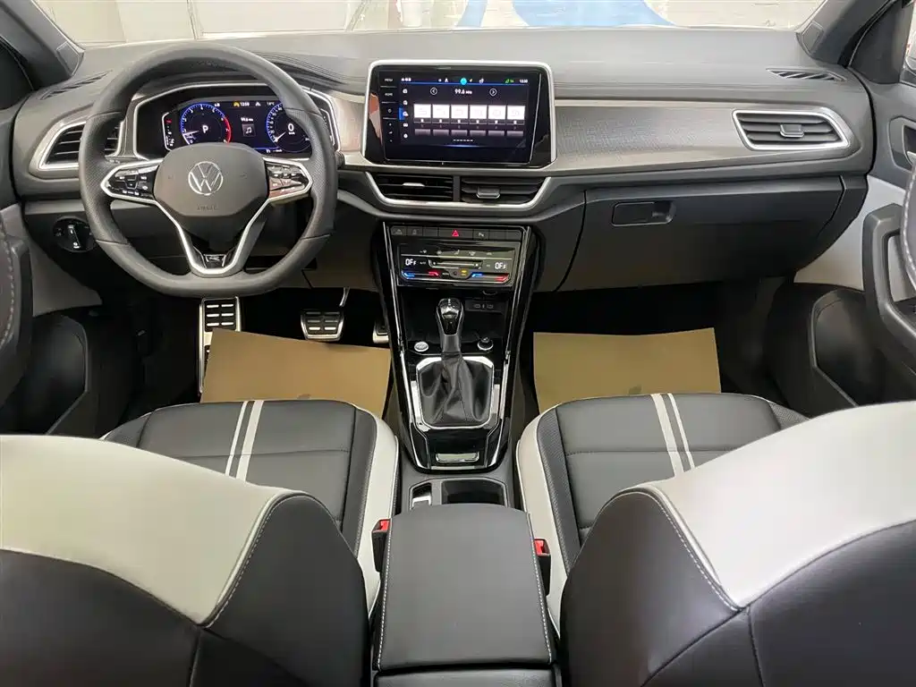 Volkswagen T-ROC 2024 300TSI DSG Front-Wheel Drive Dawn Edition 2024 - thumbnail 16