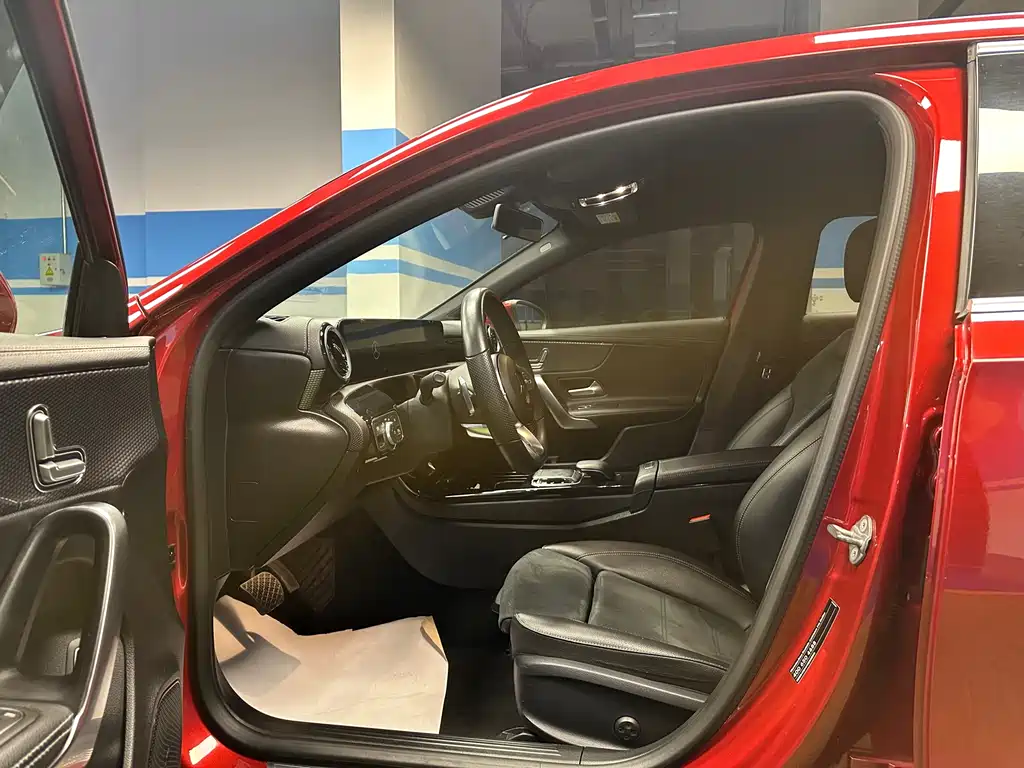 Mercedes-Benz Mercedes-Benz A-Class 2019 A 200 L Sport Sedan 2019 - thumbnail 11