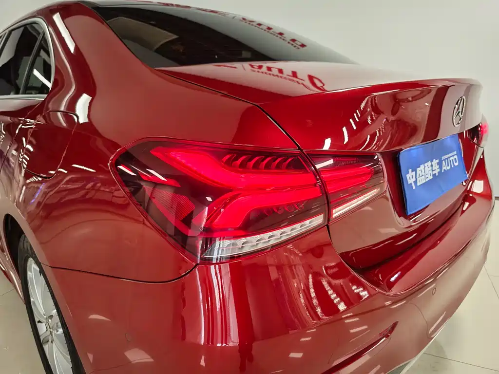 Mercedes-Benz Mercedes-Benz A-Class 2019 A 200 L Sport Sedan 2019 - thumbnail 18