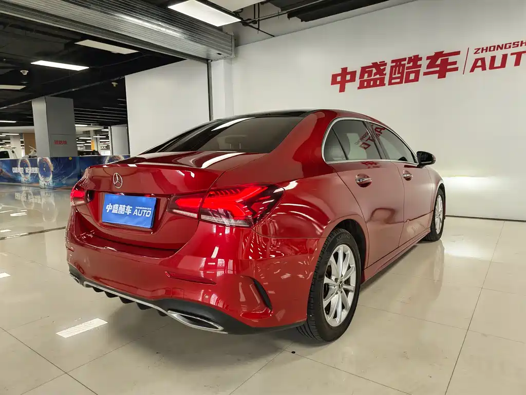 Mercedes-Benz Mercedes-Benz A-Class 2019 A 200 L Sport Sedan 2019 - thumbnail 19