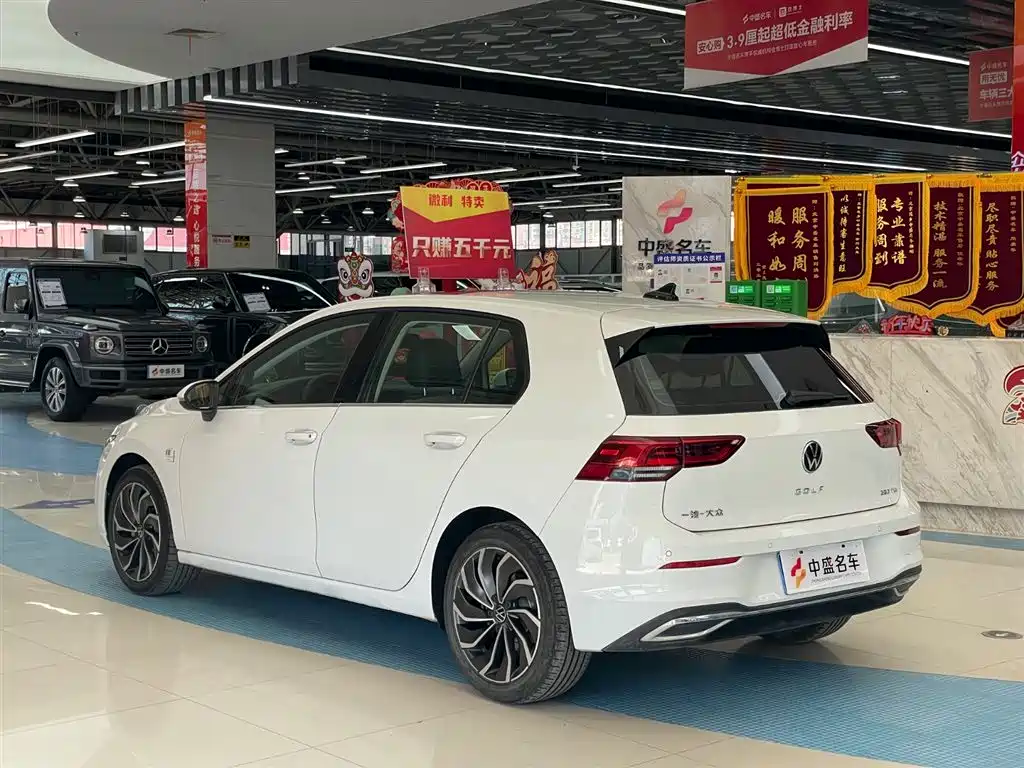 Volkswagen Volkswagen Golf 2023 280TSI DSG Pro 2023 - thumbnail 4