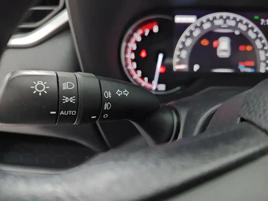 Toyota RAV4 2020 2.0L CVT 2WD Fashion Edition 2020 - thumbnail 14