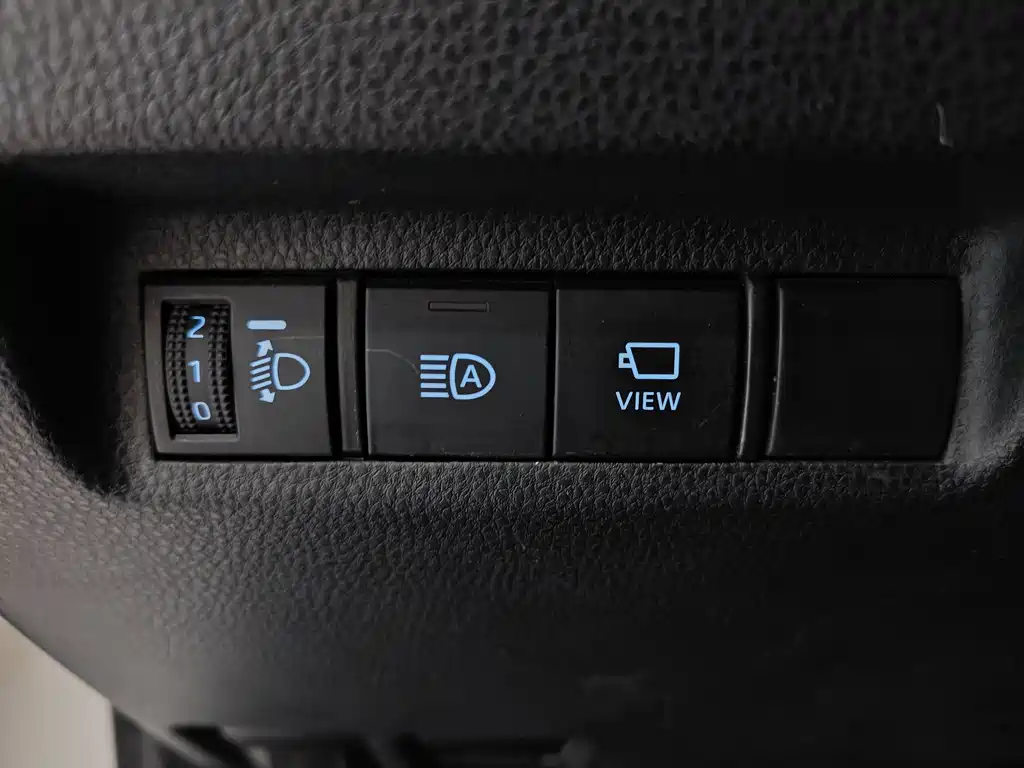 Toyota RAV4 2020 2.0L CVT 2WD Fashion Edition 2020 - thumbnail 16