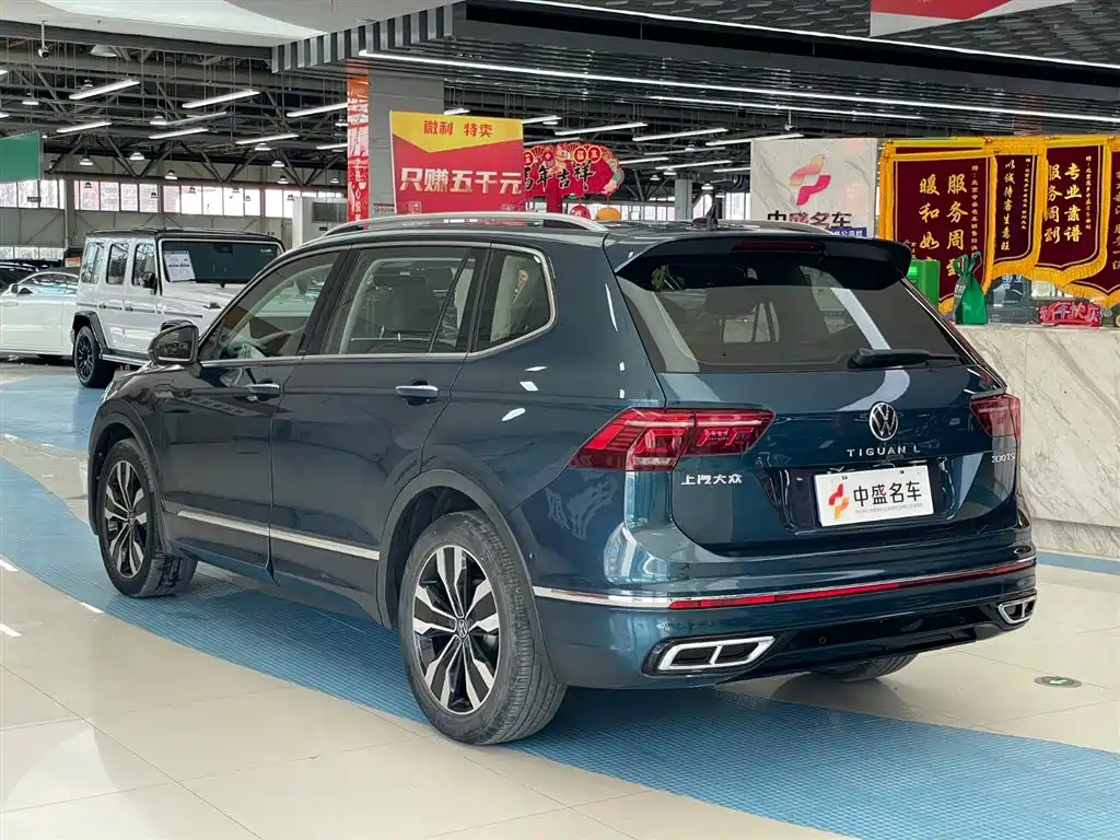 Volkswagen Volkswagen Tiguan L 2022 330TSI Automatic 2WD R-Line Premium Edition 2022 - thumbnail 4