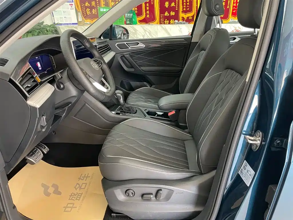 Volkswagen Volkswagen Tiguan L 2022 330TSI Automatic 2WD R-Line Premium Edition 2022 - thumbnail 11