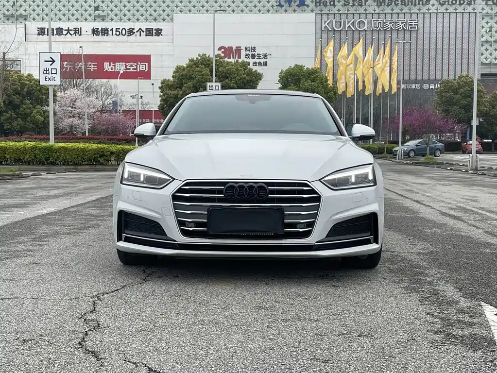 Audi Audi A5 (Imported) 2017 Sportback 40 TFSI Fashion Edition 2018 - thumbnail 2