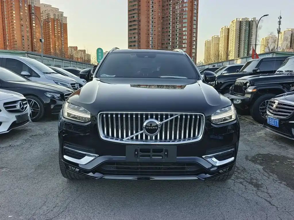 Volvo Volvo XC90 2021 B6 Momentum Luxury 7-seater 2021 - thumbnail 2