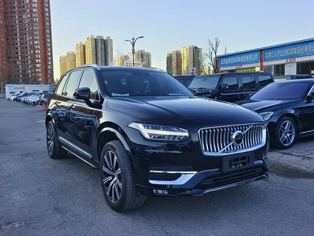 Volvo Volvo XC90 2021 B6 Momentum Luxury 7-seater 2021 - thumbnail 3