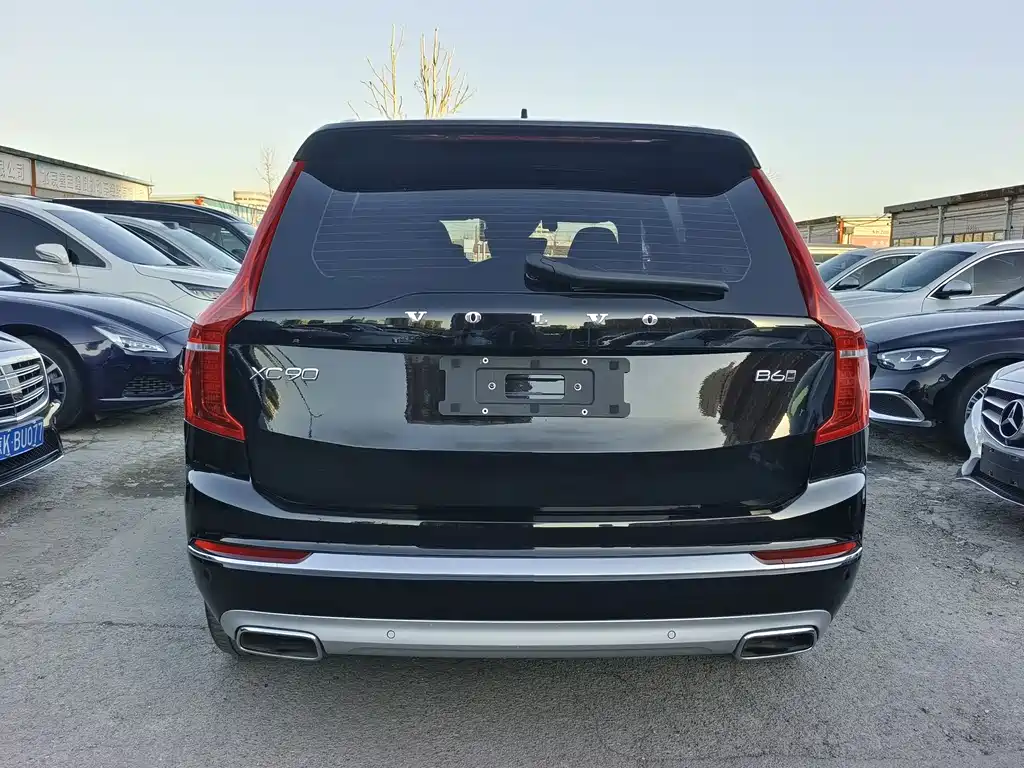 Volvo Volvo XC90 2021 B6 Momentum Luxury 7-seater 2021 - thumbnail 5