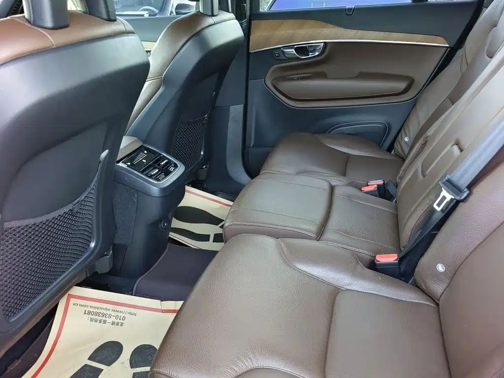 Volvo Volvo XC90 2021 B6 Momentum Luxury 7-seater 2021 - thumbnail 9