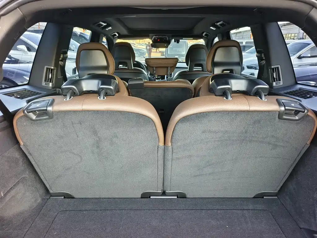 Volvo Volvo XC90 2021 B6 Momentum Luxury 7-seater 2021 - thumbnail 14