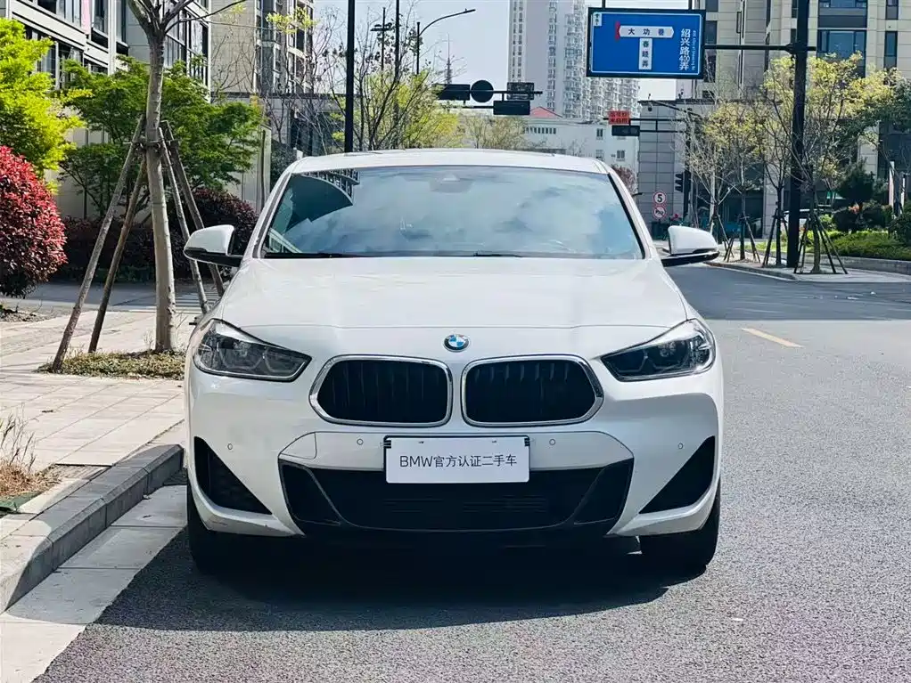 BMW BMW X2 sDrive25i M Sport Package Premium 2020 - thumbnail 4