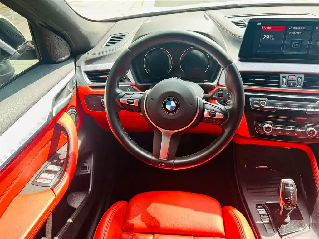 BMW BMW X2 sDrive25i M Sport Package Premium 2020 - thumbnail 9