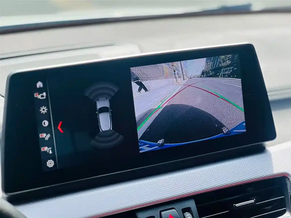 BMW BMW X2 sDrive25i M Sport Package Premium 2020 - thumbnail 14