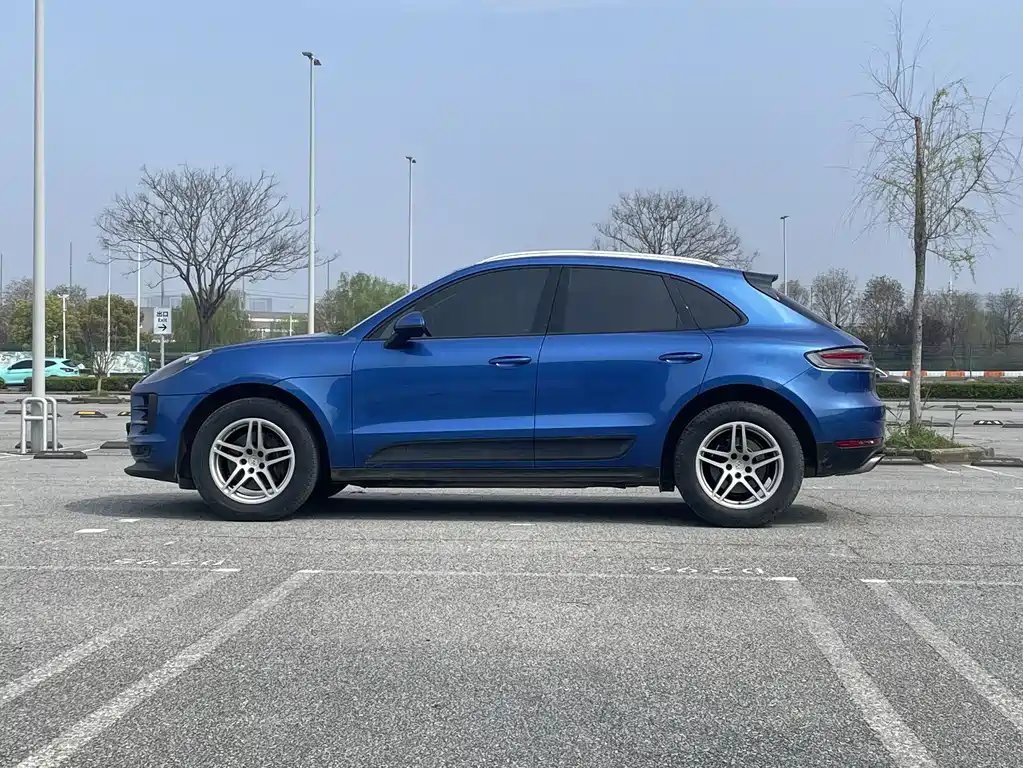 Porsche Porsche Macan 2018 Macan 2.0T 2019 - thumbnail 4