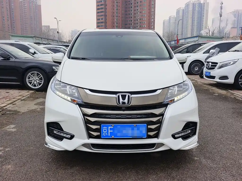 Honda Honda Odyssey 2019 2.0L Elite Version 2020 - thumbnail 2