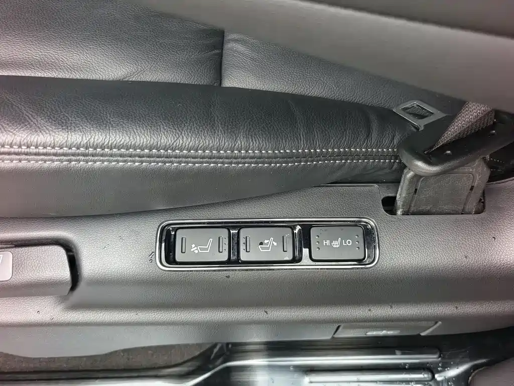 Honda Honda Odyssey 2019 2.0L Elite Version 2020 - thumbnail 10