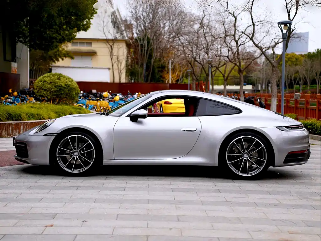 Porsche Porsche 911 2023 Carrera 3.0T 2025 - thumbnail 3