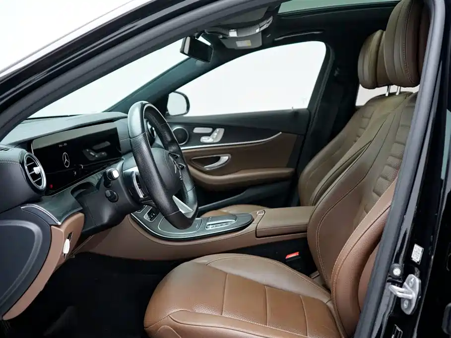 Mercedes-Benz Mercedes-Benz E-Class 2021 Model Year Facelift E 300 L Sport Style 2021 - thumbnail 16