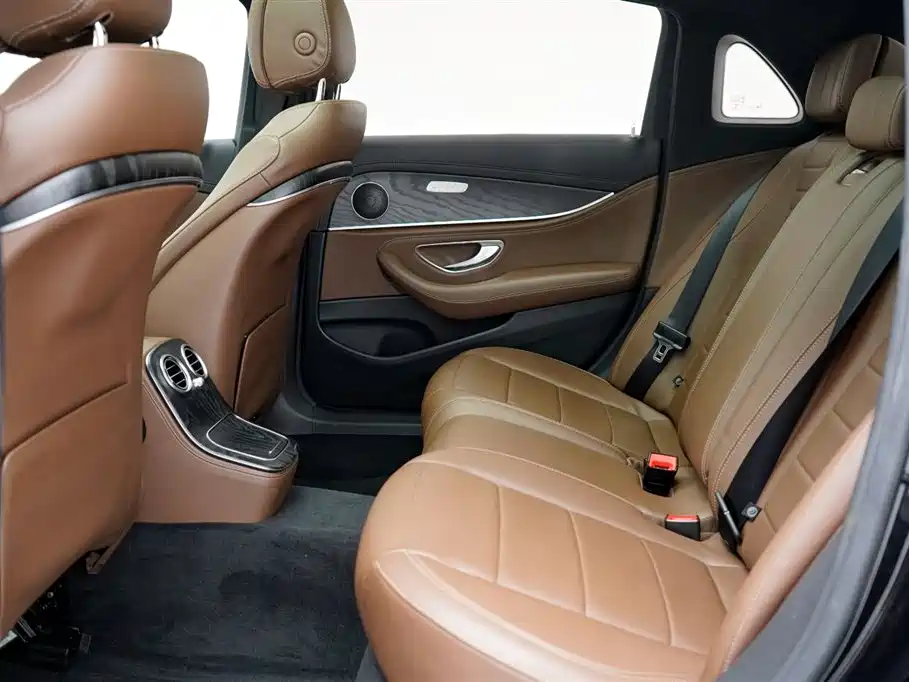 Mercedes-Benz Mercedes-Benz E-Class 2021 Model Year Facelift E 300 L Sport Style 2021 - thumbnail 17