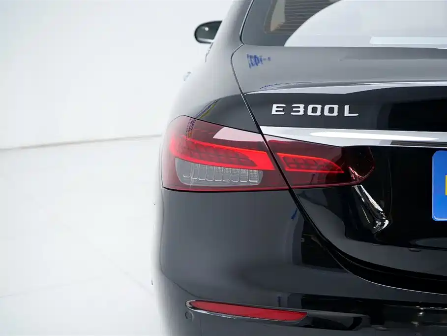 Mercedes-Benz Mercedes-Benz E-Class 2021 Model Year Facelift E 300 L Sport Style 2021 - thumbnail 28